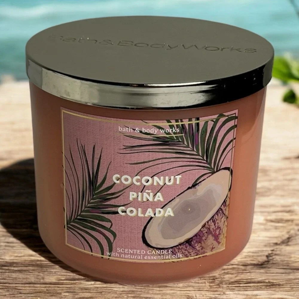 Bath & Body Works Coconut Pina Colada 3 Wick Scented Candle  14.5 oz w/ lid
